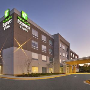 Holiday Inn Express And Suites South Hill, An Ihg Hotel Exterior photo