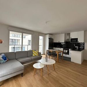 Luxurious 3 Bedroom Minutes From Center Clichy Exterior photo