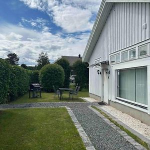 Apartamento Studiolaegenhet I Hoega Kusten Ullanger Exterior photo