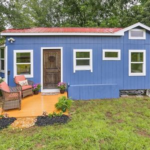 Pendergrass Tiny Home Cabin On Pond With Fire Pit! Braselton Exterior photo