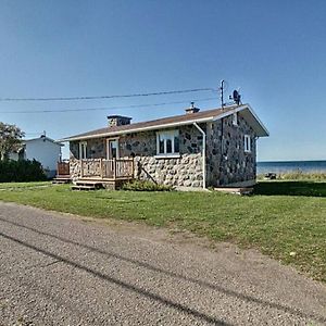 Le Petit Chalet De Pierres Villa Sainte-Luce-sur-Mer Exterior photo