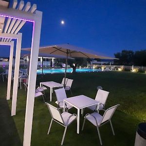 Luxury Pool Suites - Citta Bianca Pescara Exterior photo