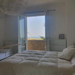 Nel Blu Bed and Breakfast Porto SantʼElpidio Exterior photo