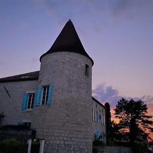 Un Petit Chateau Lauzun Exterior photo