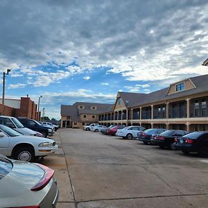 Executive Inn Oklahoma City Exterior photo