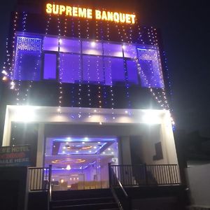 Hotel Supreme & Banquet Sirhind Exterior photo