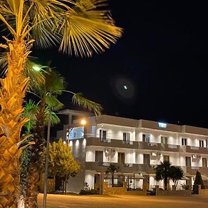Resol Hotel Ksamil Exterior photo