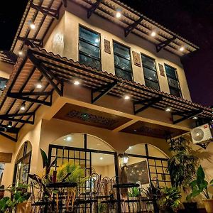 Hotel Residencia Orlina Dumaguete City Exterior photo