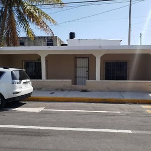 Casa Comoda Con Alberca Pequena Y Estacionamiento Boca del Río Exterior photo