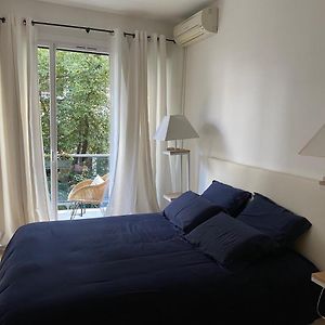 Dominique Bossard Apartamento Neuilly-sur-Seine Exterior photo