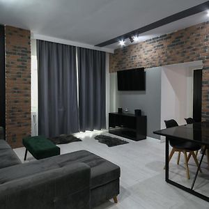Apartamento The Living Dream - Jacuzzi, 150Mp Cluj-Napoca Exterior photo