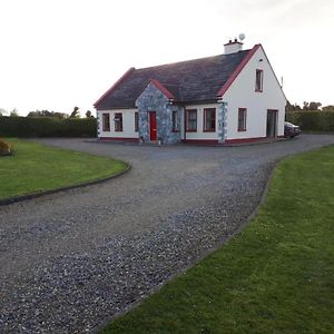 Apartamento Ballytigue House Droíchead an Chláir Exterior photo