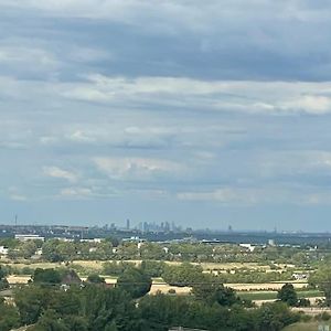 Skylineblick Auf Frankfurt 10 Minuten Vom Hbf Mz Maguncia Exterior photo