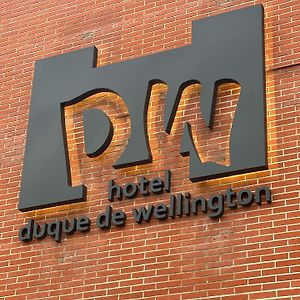 Hotel Duque De Wellington Vitoria Exterior photo
