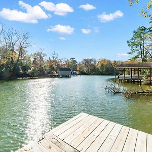 Gorgeous Riverfront Getaway With Private Dock! Weems Exterior photo