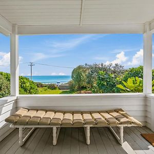The Beach Cottage - Paekakariki Holiday Home Exterior photo
