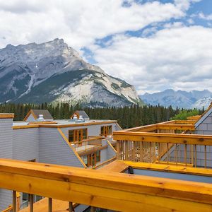 Hotel Canoe And Suites Banff Exterior photo