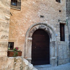 Il Sogno Dimora Storica Bed and Breakfast Santo Stefano Di Sessanio Exterior photo