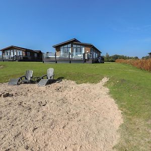 1 Delamere Point Villa Northwich Exterior photo