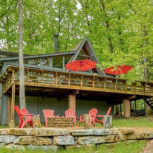 Cardinal Lake Cottage By Sarah Bernard With Private Dock, Beach And Fire Pit Innsbrook Exterior photo