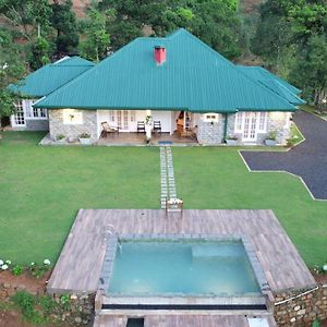 Rockbourne Bungalow Bed and Breakfast Kandy Exterior photo