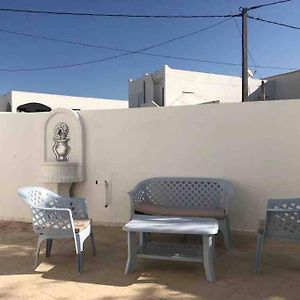 Logement En Maison Avec Terrasse Houmt El Souk Exterior photo