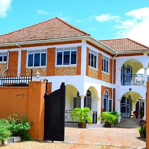 Hotel Emra Entebbe Exterior photo