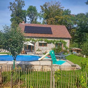 Le Val Du Vieux Chene Bed and Breakfast Walcourt Exterior photo