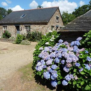 La Petite Ferme De Quehero Villa Saint-Igeaux Exterior photo