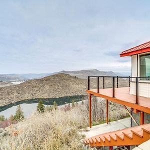 Cozy Grand Coulee Home With Deck And Views! Exterior photo