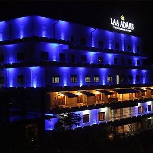 Hotel Laa Adams - The Luxurious Living Hatton Exterior photo