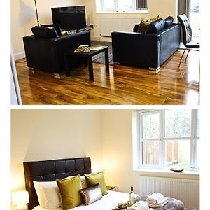 Lux 2 Bedroom 2 Bathroom Apt At Heathrow Airport- Free Parking- Near The Terminals-Easy Access To Central London- Family Friendly Stanwell Exterior photo