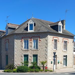 La Chambre De La Boule D 'Or Lanvallay Exterior photo