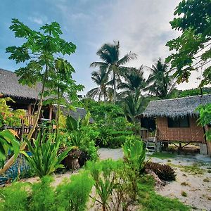 Coleto Siargao Bed and Breakfast San Isidro  Exterior photo