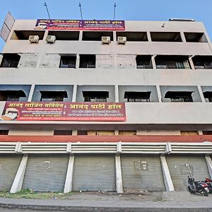 Oyo 82967 Anand Lodging Services Nagpur Exterior photo
