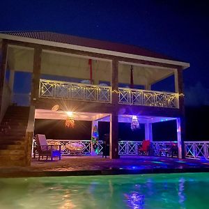 •:•Wow•:• Big Pool & Cool Sunsets Villa Charlestown Exterior photo