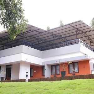 The Kannur Club Aralam Guest House Kelakam Exterior photo