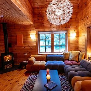 Large Luxury Log Cabin Getaway Villa Ballyconnell  Exterior photo