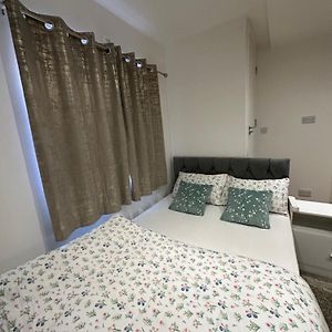 Smart Cosy/Small Double Room In Oakridge Road Bromley Londres Exterior photo