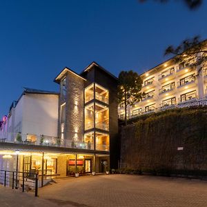 Hotel Ramada By Wyndham Kasauli Exterior photo