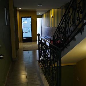 Hostal Casa Piamonte Quito Exterior photo
