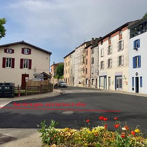 Apartamento Studio Le Terra - Petit Dejeuner Inclus 1Ere Nuit - Aux 4 Logis Foix Exterior photo