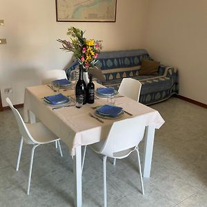 Villaggio Dei Fiori Apart- Hotel 4 Stars - Family Resort-Petz Friendly-With Hypermarket-Delivery Restaurant-Pizzeria-With Breakfast Room With Supplement Caorle Exterior photo