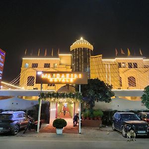 Hotel Mandakini Royale Kanpur Exterior photo
