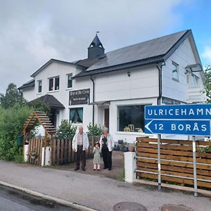 Stop At The Cross Bed and Breakfast Borås Exterior photo