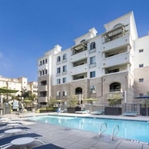 Apartamento Luxury Escape Steps Away From Westfield Utc San Diego Exterior photo
