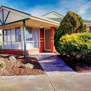 Mt Clear Ballarat Holiday Homes - Only Minutes To Sovereign Hill And Ballarat Cbd - Sleeps 1 To 4 Exterior photo