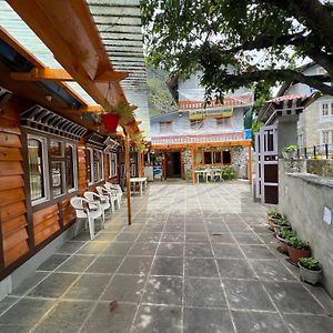 Mount Kailash Lodge And Resturant , Monjo Exterior photo