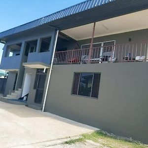 Barrett Accommodation Apartment Suva Exterior photo