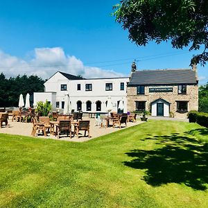 Chequers Inn Harrogate Exterior photo